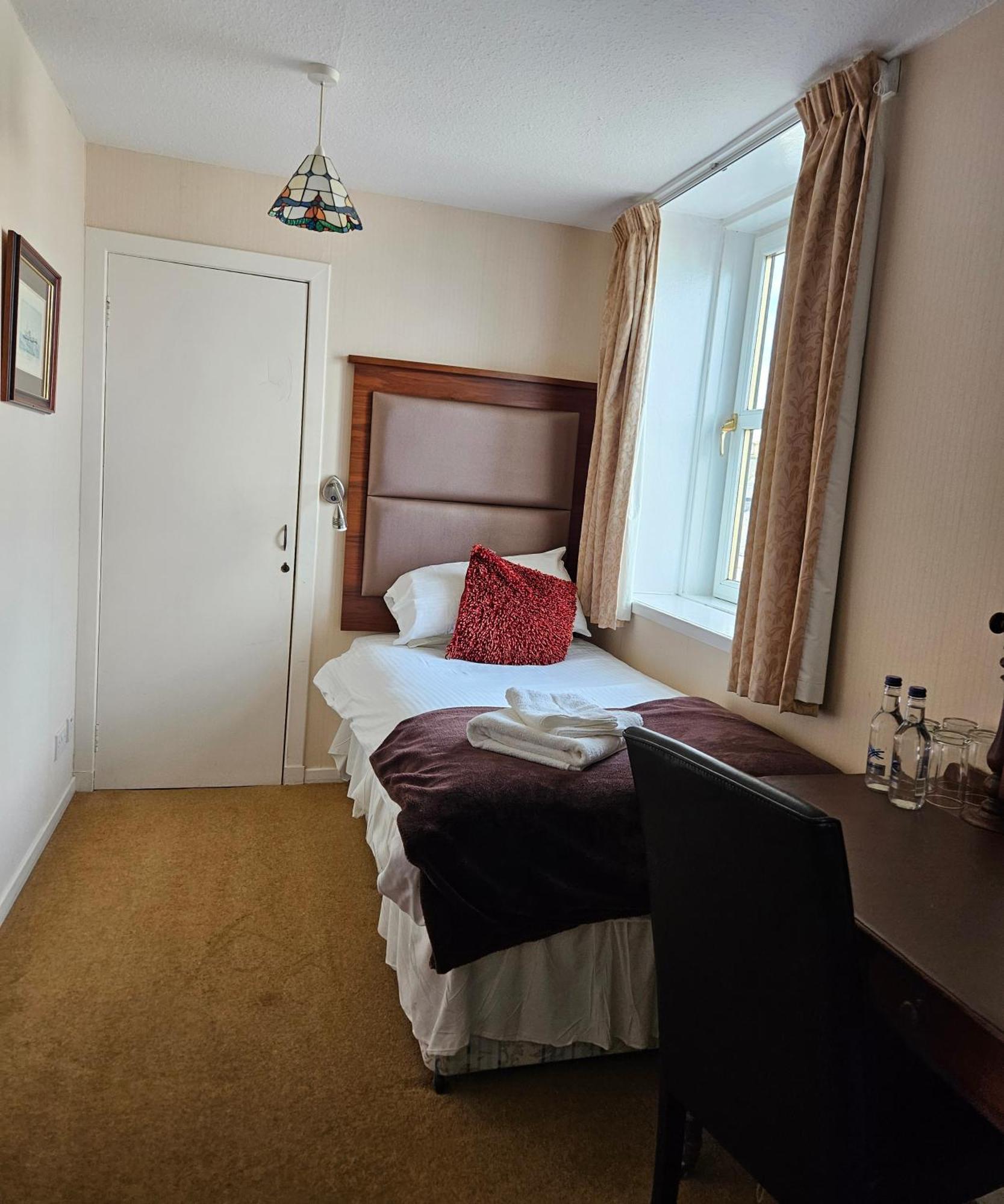 Station Hotel Portsoy Dış mekan fotoğraf