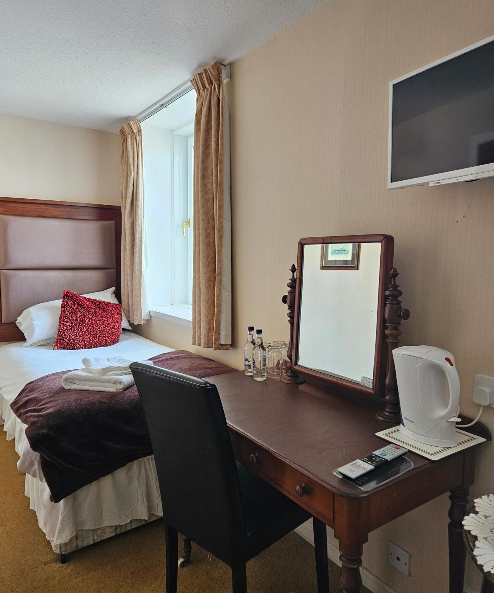 Station Hotel Portsoy Dış mekan fotoğraf