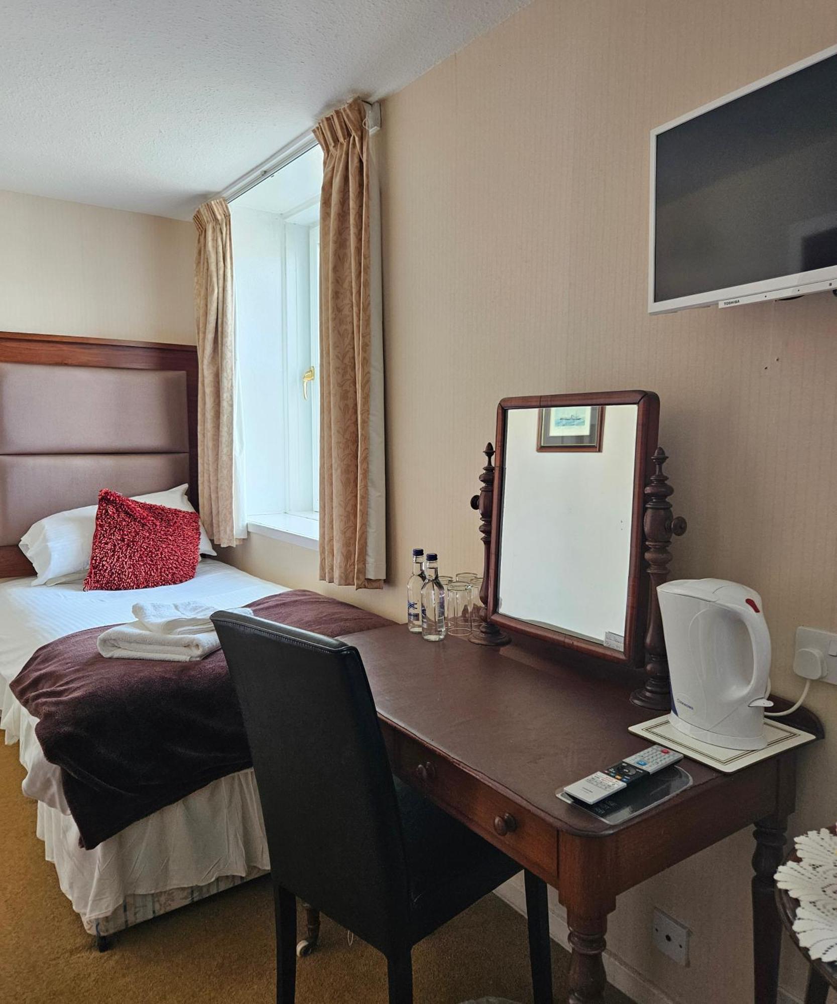 Station Hotel Portsoy Dış mekan fotoğraf